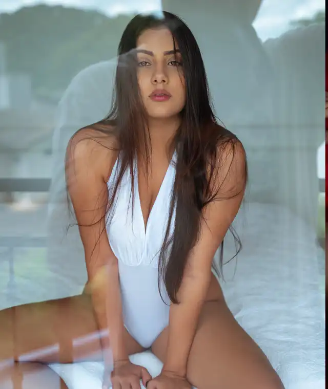 Kavya Vip-Model Escorts in Pune